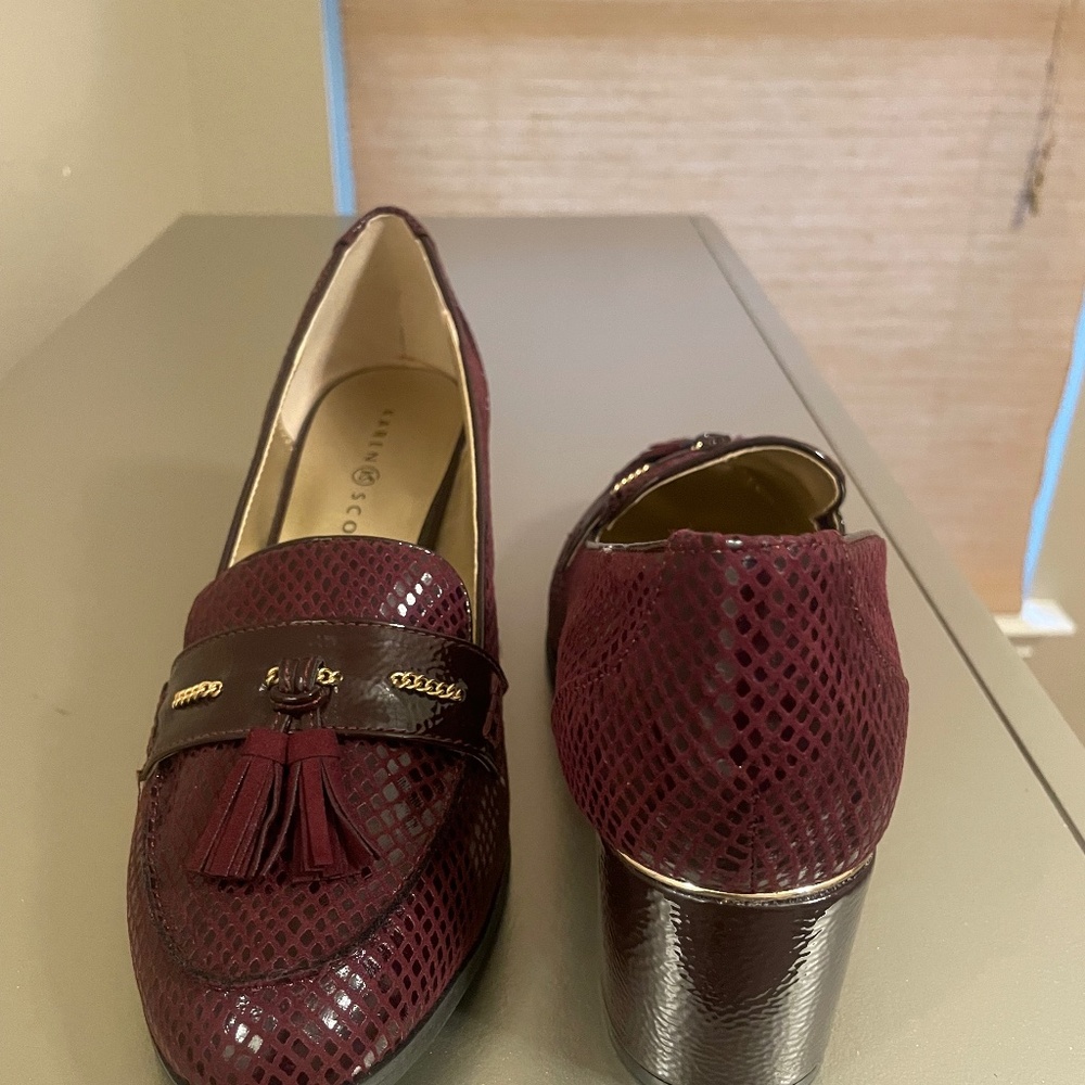 Size 9 KAREN SCOTT Heels